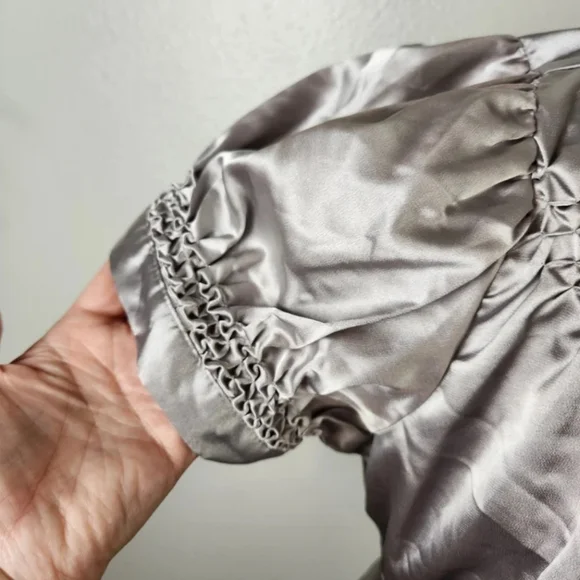 Attention Y2K Pewter Metallic Puff Sleeve Tie Neck Botton Up Blouse Size Large - Picture 5 of 8